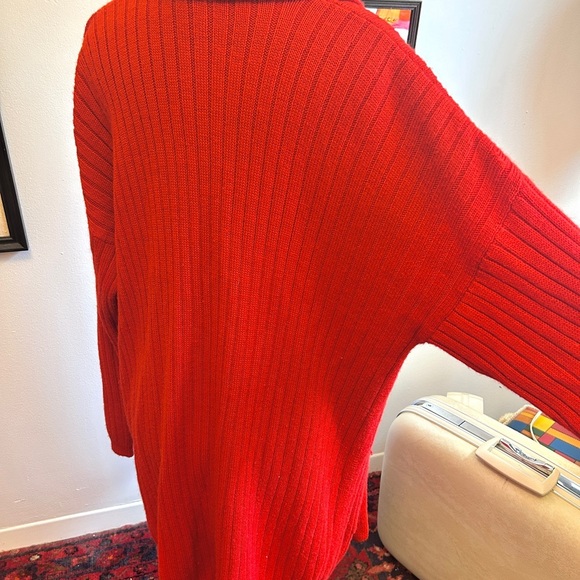 Vintage 1980s/90s Oversized Red Wool Knit Cardigan – XL to 3X Fit - Picture 5 of 11